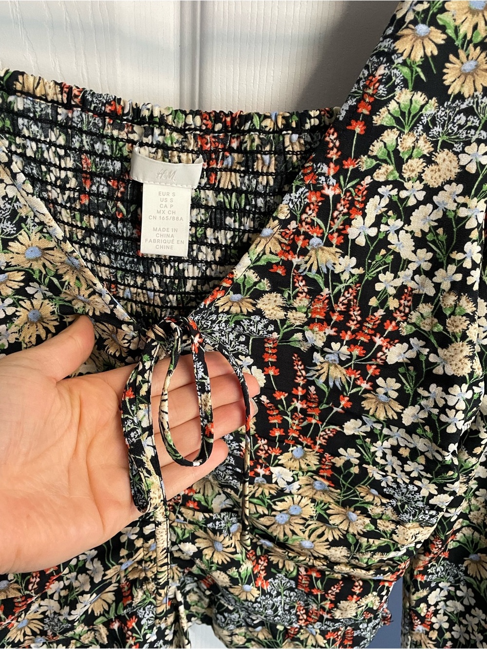H&M Rouched blouse- Black Multi - Picture 2 of 6